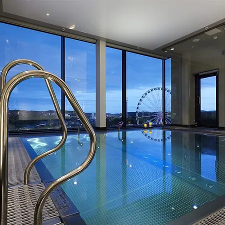 Upper House- Worldhotel Hotel 5*