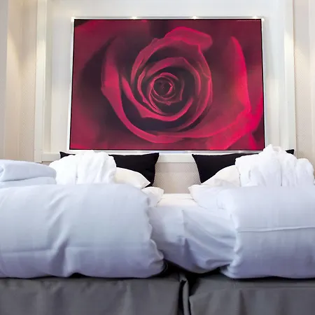 Treetop Hangout & Gothenburg