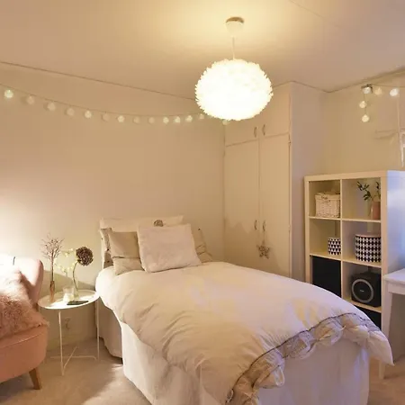 Five-bedroom Holiday In Savedalen Göteborg