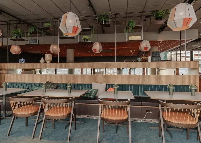 Quality The Weaver 4*