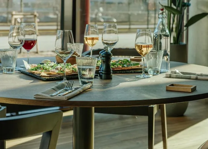 Quality The Weaver Otel 4*