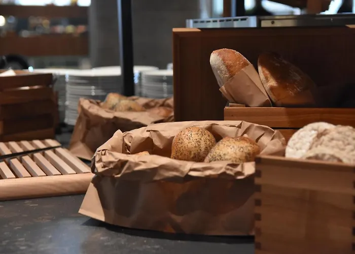 Otel Quality The Weaver 4*