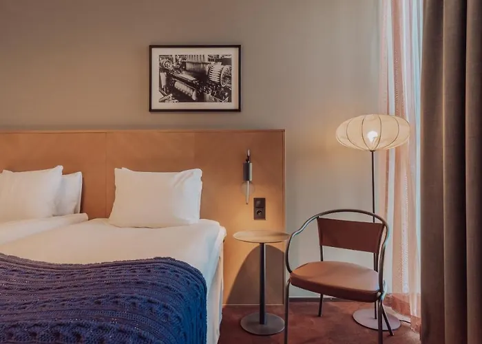 Otel Quality The Weaver 4*