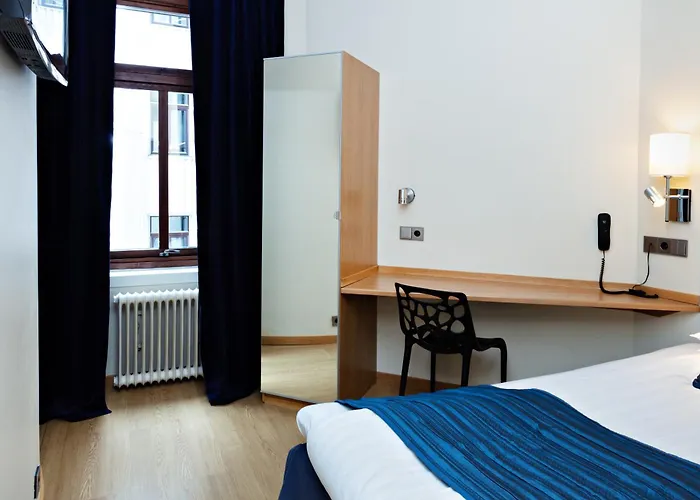 Center - Sure By Western Hotel 3*