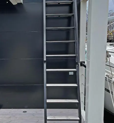 La Mare Båthotell 3*