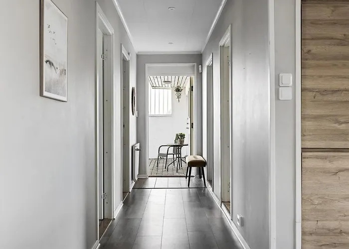 Harlig I Savedalen 10 Min Hotel *