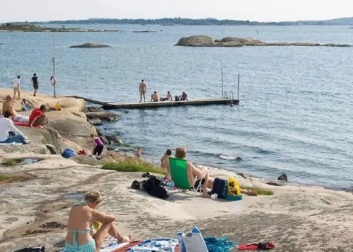 Holiday home 5 Person In Vaestra Froelunda