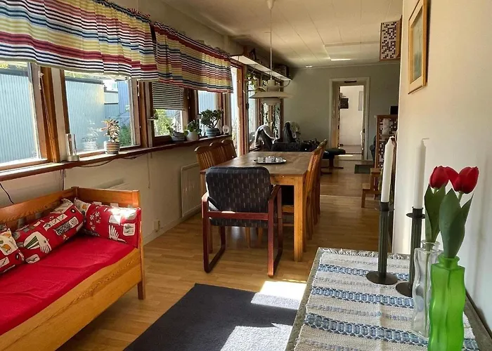 Holiday home 5 Person In Vaestra Froelunda