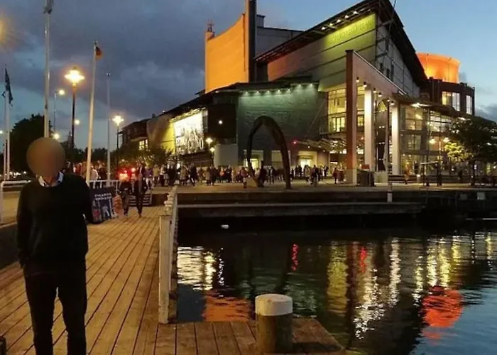 Downtown Sailboat - Vega 1 Botel Göteborg
