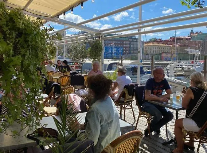 Downtown Sailboat - Vega 2 Bateau-hôtel Göteborg