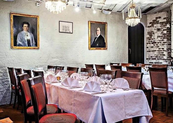 Western Tidbloms Szálloda 3*