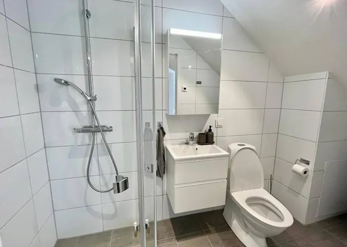 Cozy Private Terrace Flat In شقة