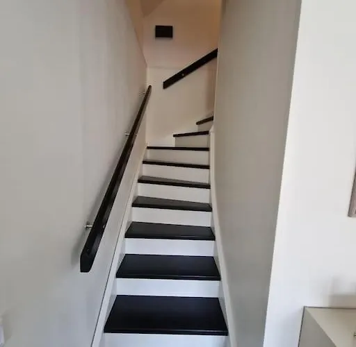 度假居 The Little House By The Paddock - Only For Non Smokers *