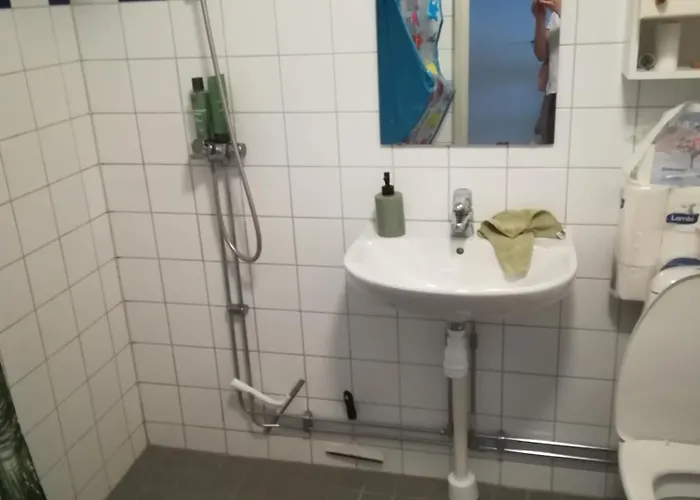 Cozy Accommodation, Single Or Bed In Dormroom Rum i privatbostad