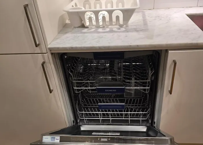 Noah Longstay Sockenvaegen 1a-5a * Goteborg