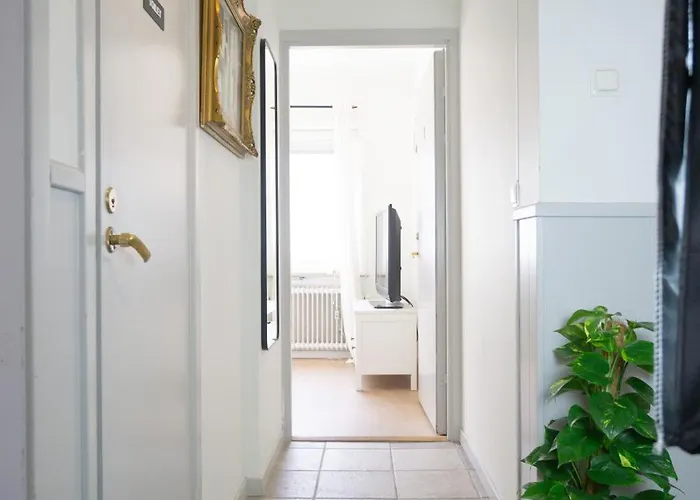 Haha Nordic Partille Spacious 2br Near Center With Garden & Parking 예테보리