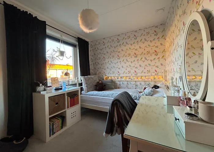 Villa The Yellow Townhouse *