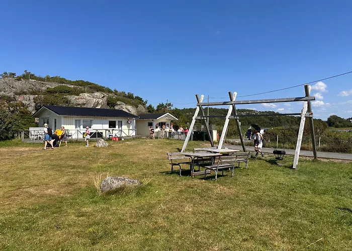 Backstugan - Litet Hus Med Storslaget Laege *