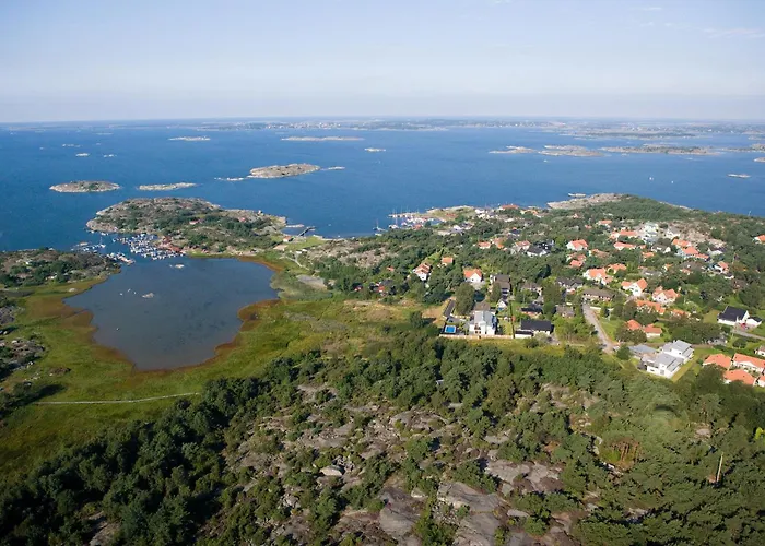 Backstugan - Litet Hus Med Storslaget Laege Ferienhaus
