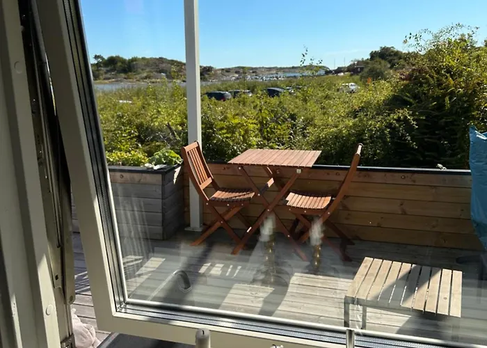 Ferienhaus Backstugan - Litet Hus Med Storslaget Laege