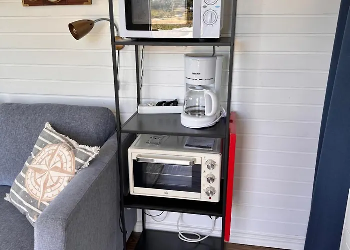 Backstugan - Litet Hus Med Storslaget Laege Ferienhaus Göteborg