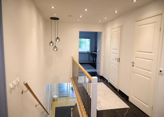 Вилла Between The Trees Гётеборг