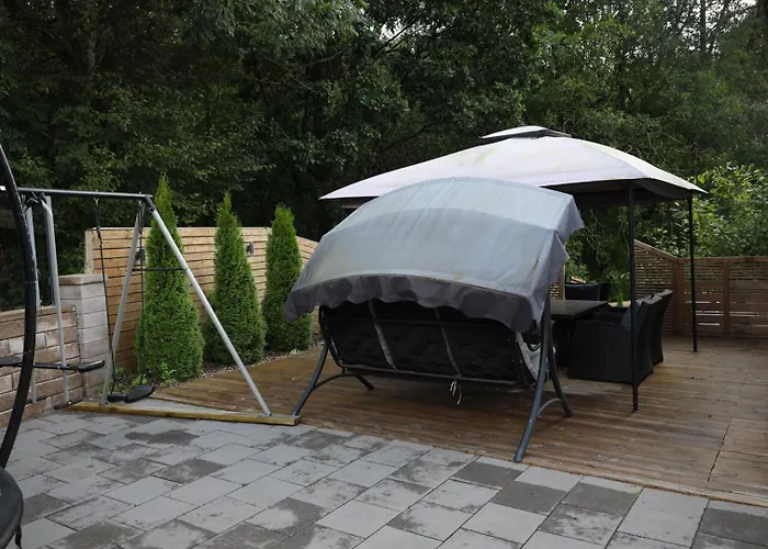 Between The Trees Гётеборг