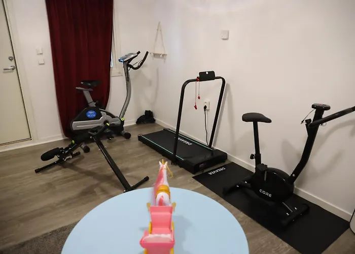 Between The Trees Гётеборг