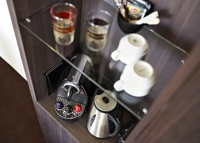 מלון Riverton 4*