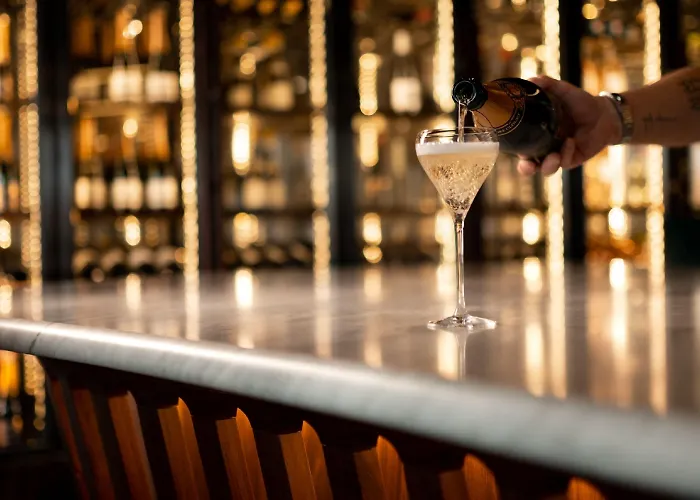 מלון Riverton 4*