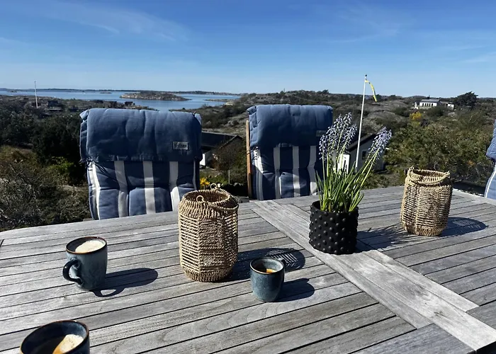 Welcome To A Charming In Vaestra Froelunda Gothenburg