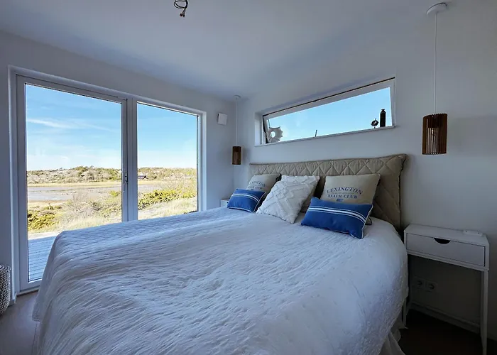 Welcome To A Charming In Vaestra Froelunda Holiday home Gothenburg