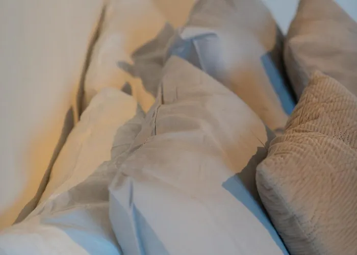 Welcoming Near Cafés, City&tram Lines * Goteborg