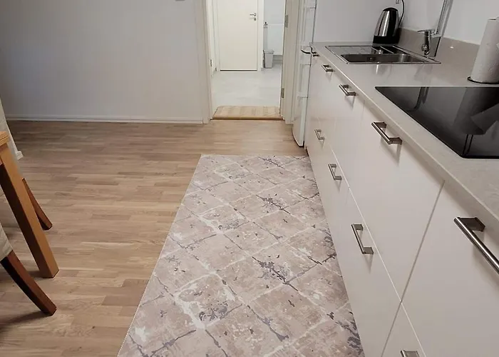 Two Bedroom Modern Near Volvo Cars