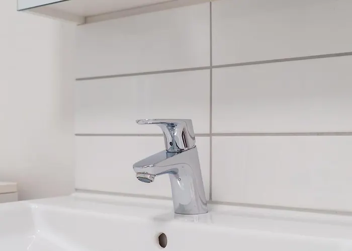 Calm Linne With Feel, Steps From Haga