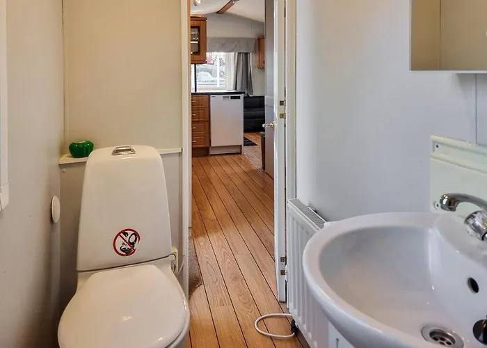 Ship In With Sauna Tekne 4*