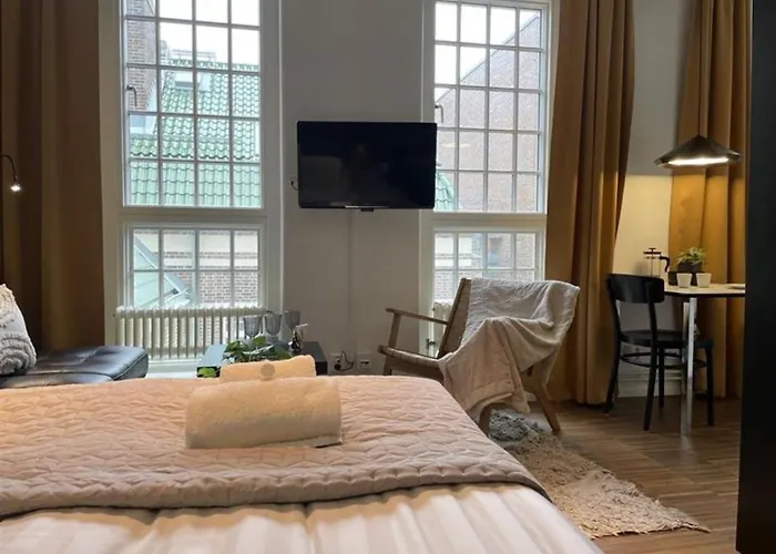 Forenom Geijersgatan - Center Apartment