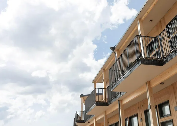 Waterfront Ξενοδοχείο 4*