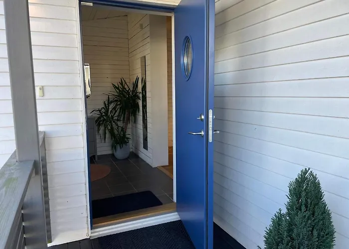 Seaside House In Sandvik With Pool * Gothenburg