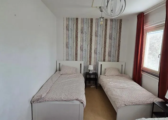 Appartement Cozy 15 Min From Volvo Cars *