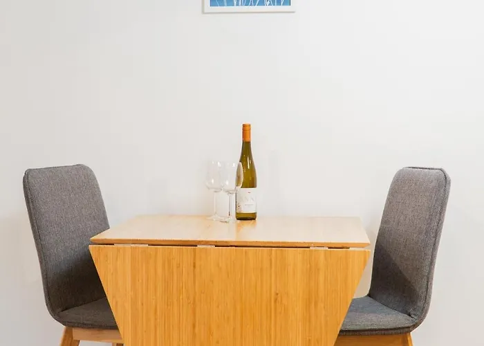 Warm Modern In The Heart Of Linne & Haga