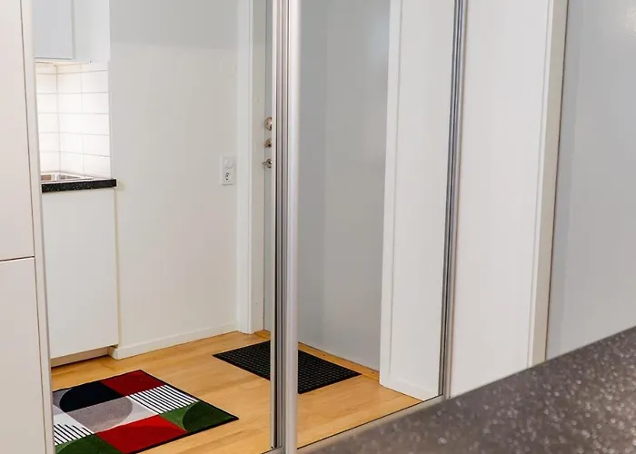 Warm Modern In The Heart Of Linne & Haga Daire