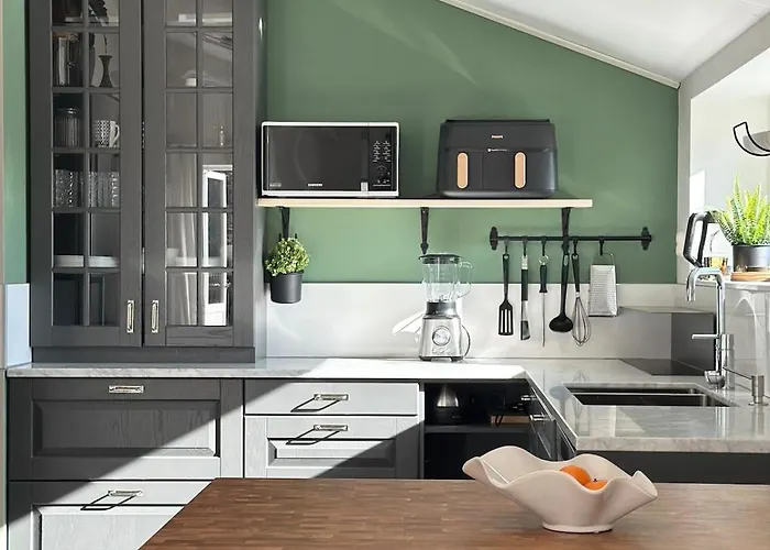 Beautiful House Close To Center * 예테보리