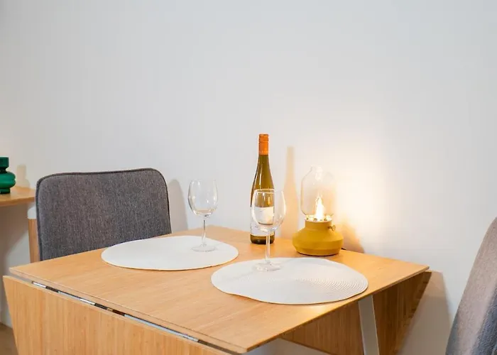 Fully Equipped In Prime Linne And Haga Apartmán