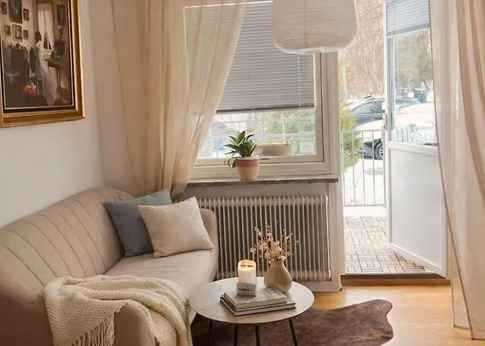 Haha Nordic Partille Large 3br For 7 Guests With 2 Kitchens, Garden & Parking Göteborg