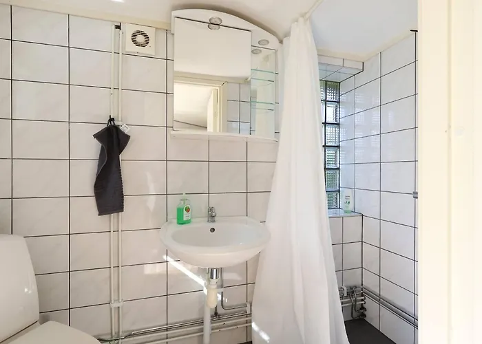 Workers Stay - Temporary Accommodation Krokslaett - Moelndal * Gotenburg