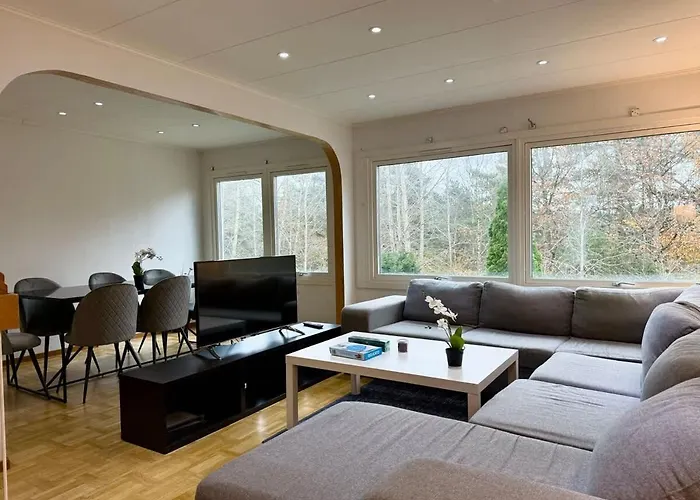 Workers - 5br - 2 Bath - Near