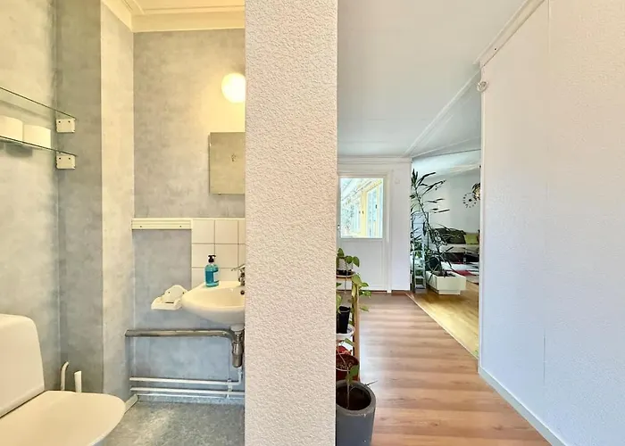 Workers - 4br - 4 Beds - Parking - Near Volvo *