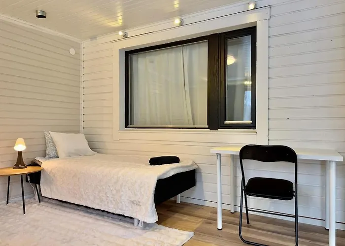 Workers Premium - 5 Bedroom - 10 Beds - Parking Ferienhaus Göteborg