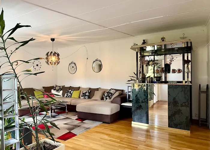 Workers - 4br - 4 Beds - Parking - Near Volvo *